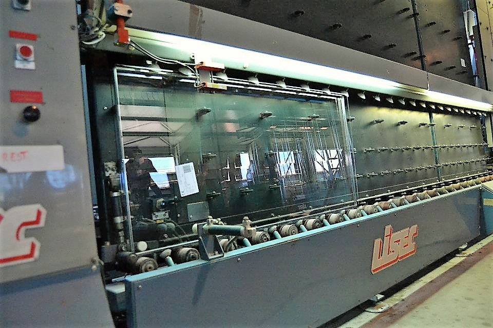 Linea automatica di sigillatura Lisec